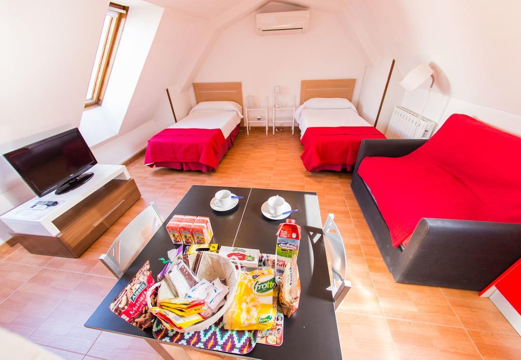 Apartamentos Madrid Centro Eksteriør bilde