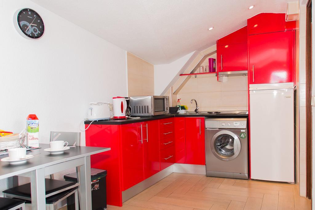 Apartamentos Madrid Centro Eksteriør bilde