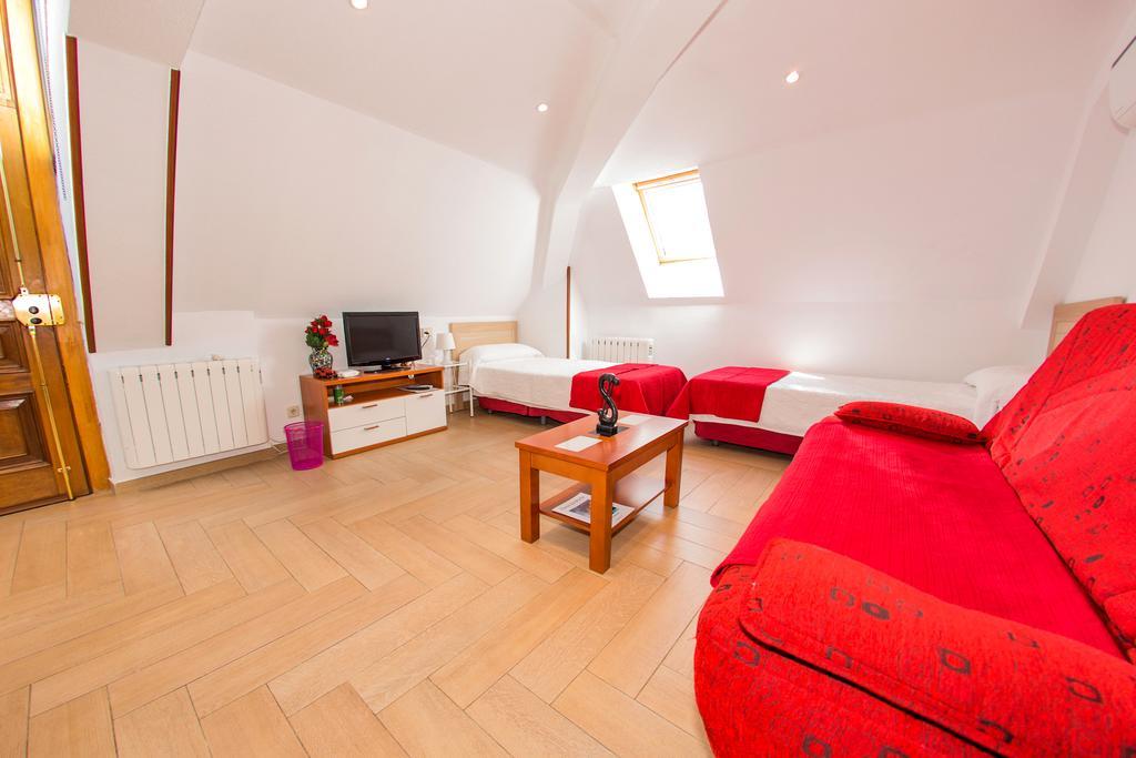 Apartamentos Madrid Centro Eksteriør bilde
