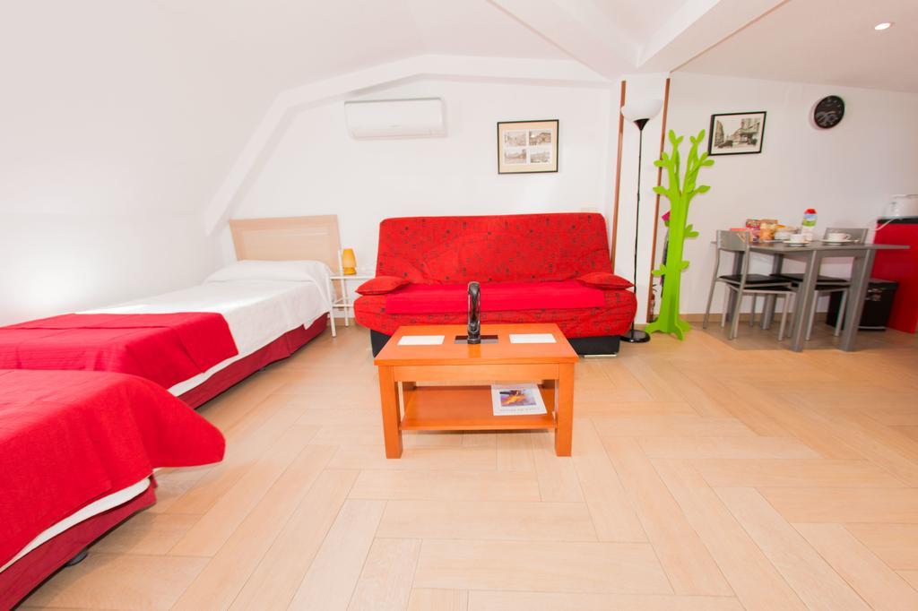 Apartamentos Madrid Centro Eksteriør bilde