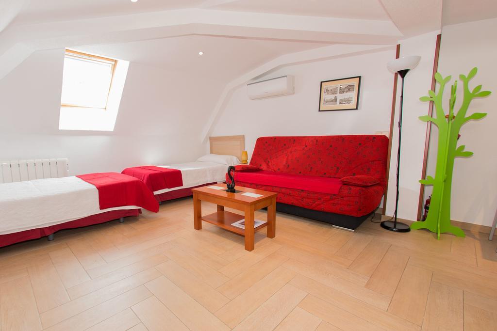 Apartamentos Madrid Centro Eksteriør bilde