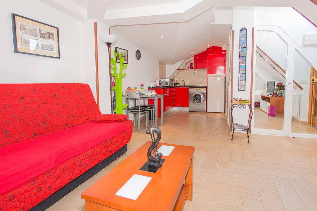 Apartamentos Madrid Centro Eksteriør bilde
